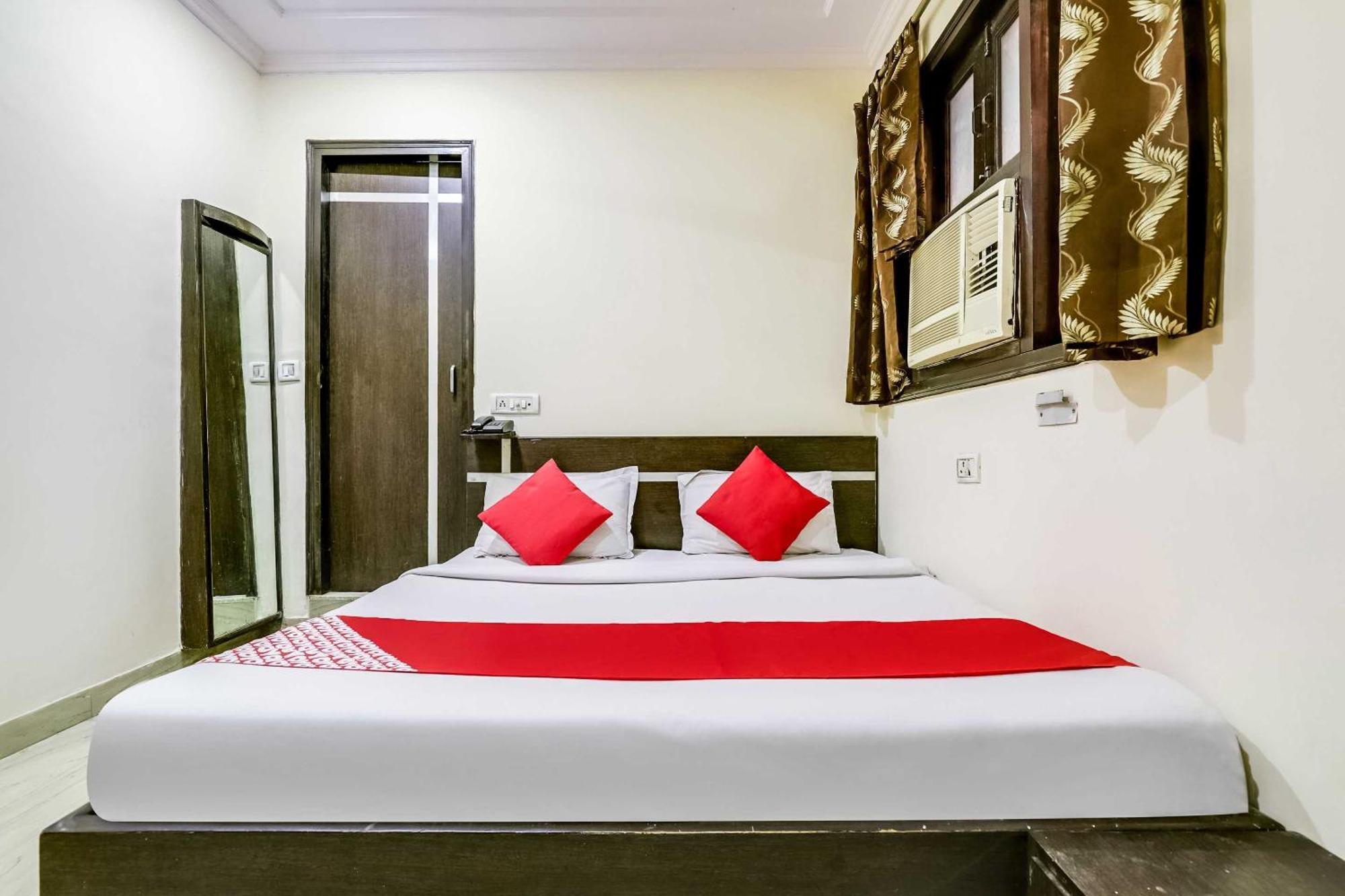 Hotel O Kamal Palace Dx 3*