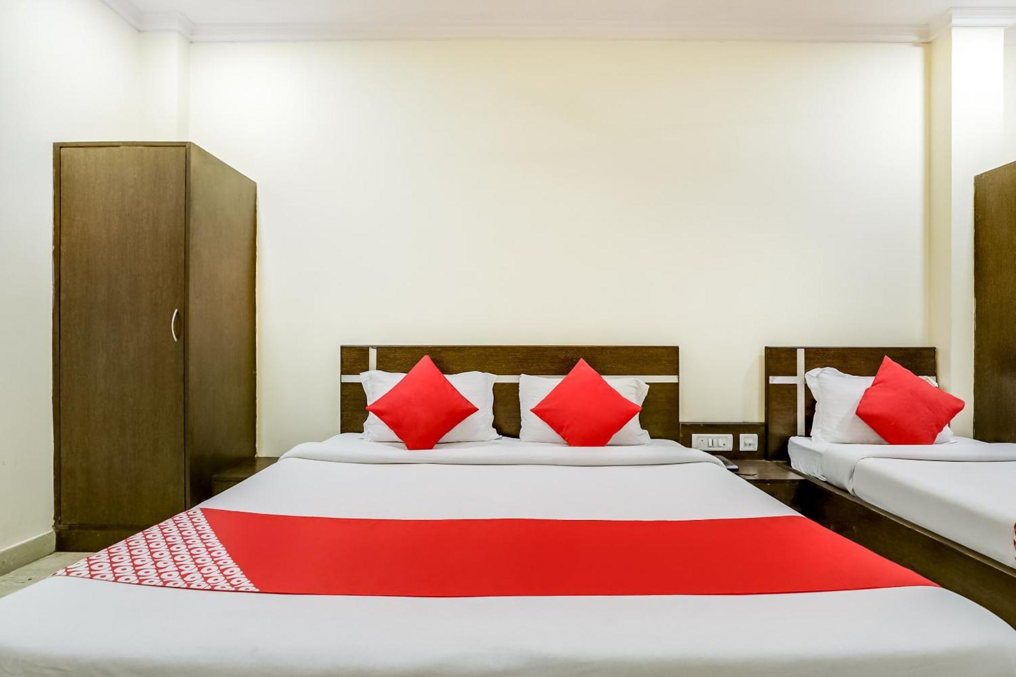 O Kamal Palace Dx New Delhi